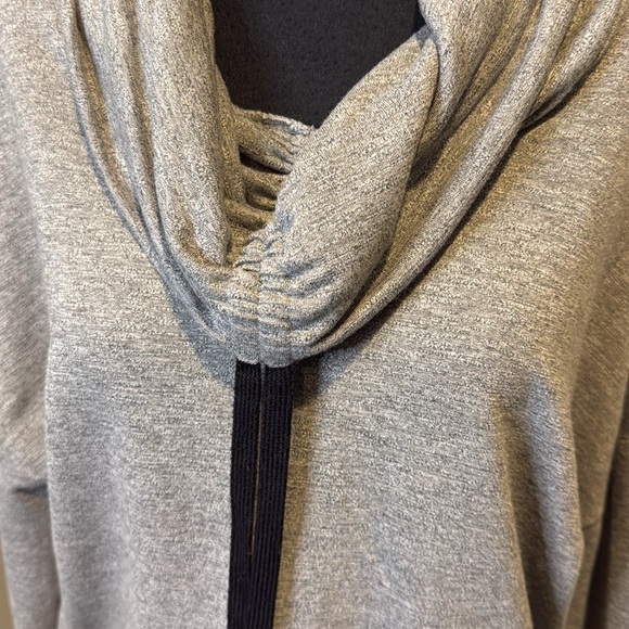 Tek Gear Women’s Small On the Go Long Sleeve Sweater Ruched Cowl Drawstring - Picture 2 of 6